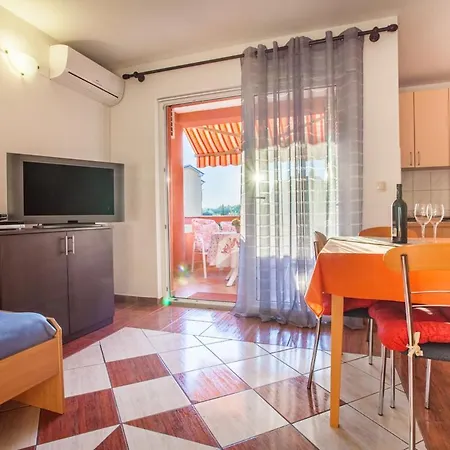Aleks Apartment
