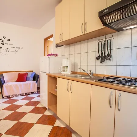 Apartment Aleks Cres